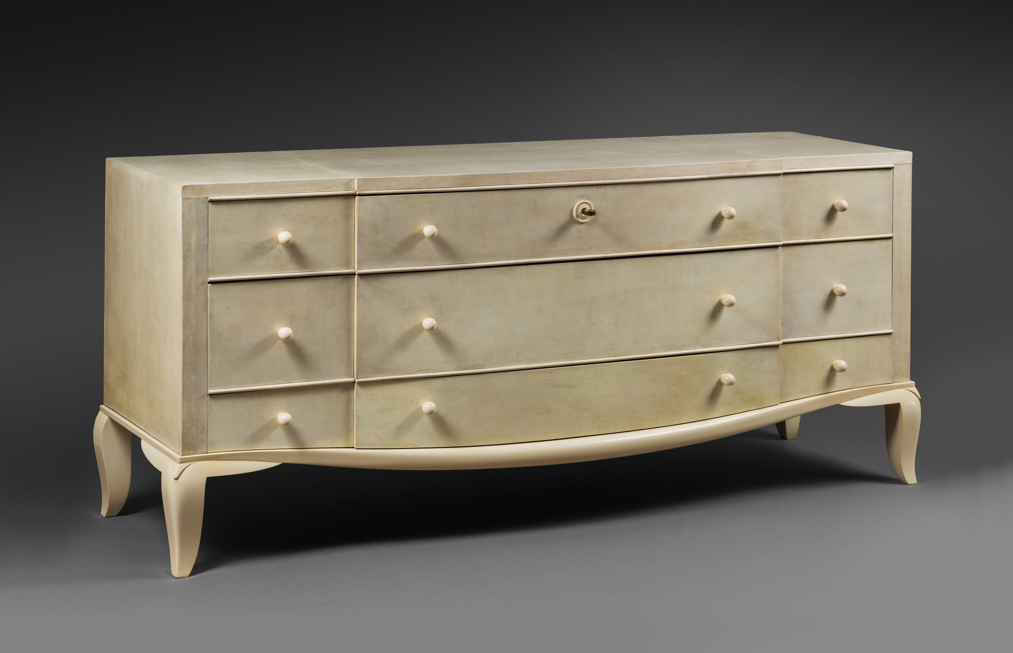 Rare ‘pantalonniere’ chest of drawers, vue 01
