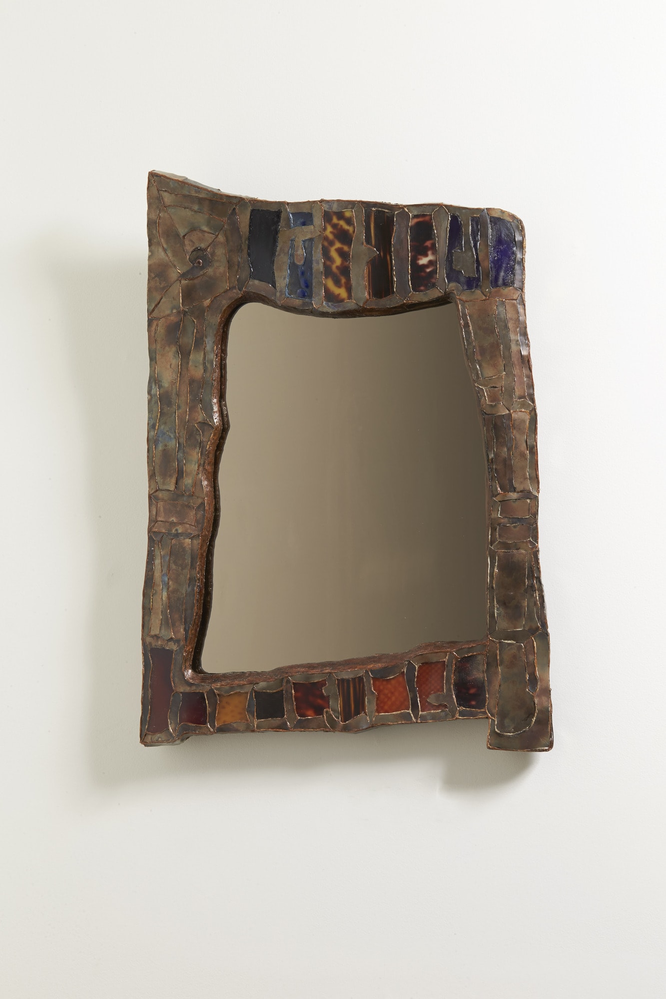 Rare miroir “Asymétrique”, vue 01