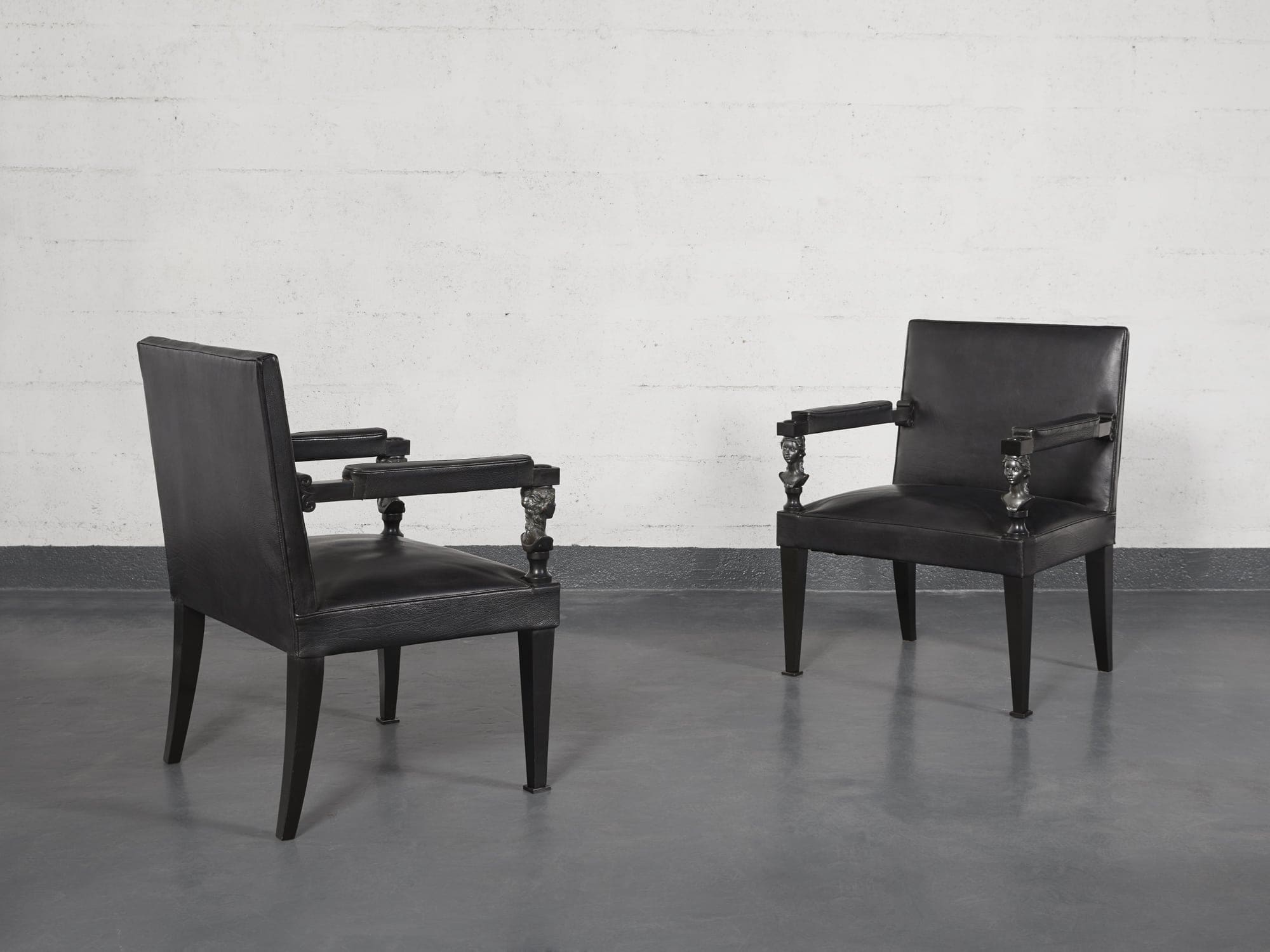 André Arbus & Vadim Androusov, Paire de fauteuils, vue 01