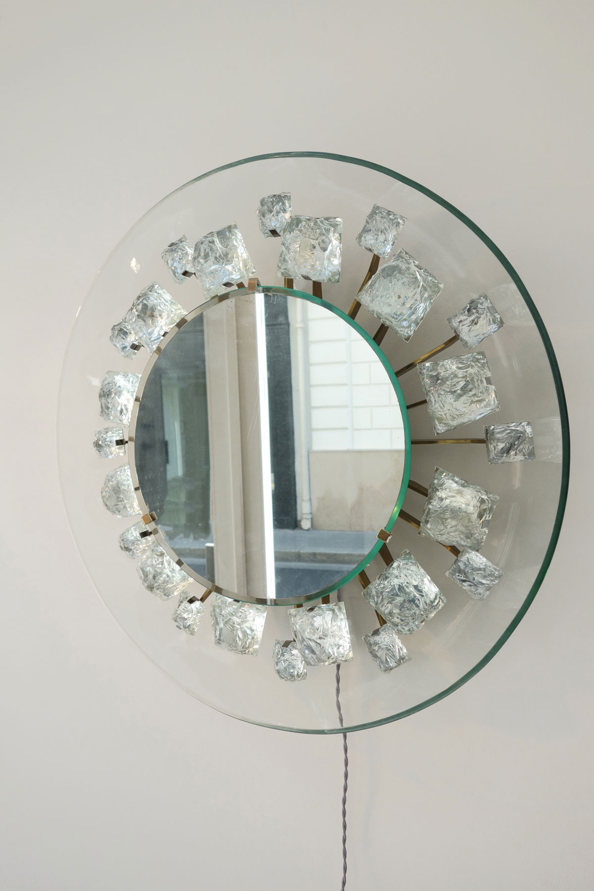 Max Ingrand & Fontana Arte, “Pistil” mirror, vue 01