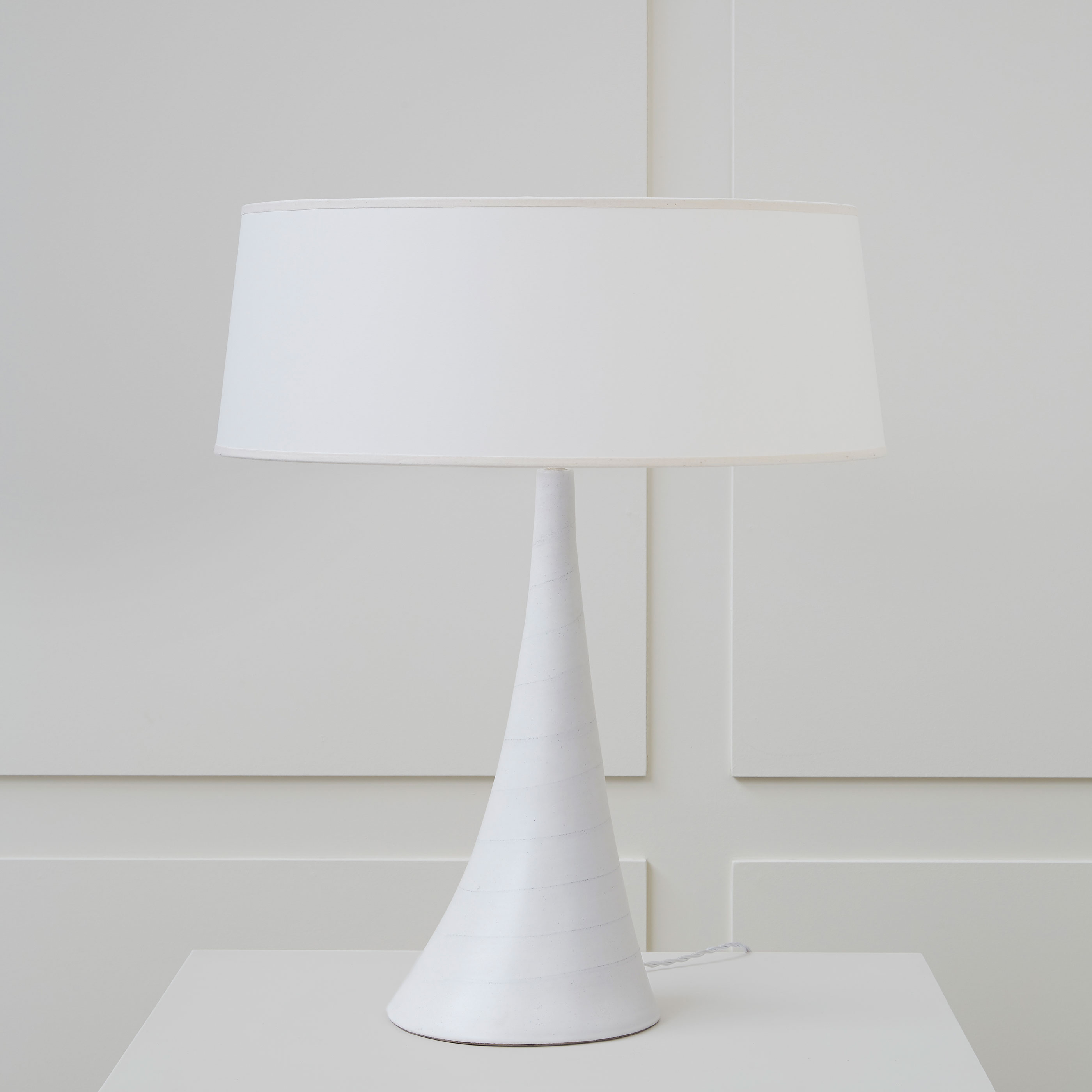 Sculptural white ceramic lamp