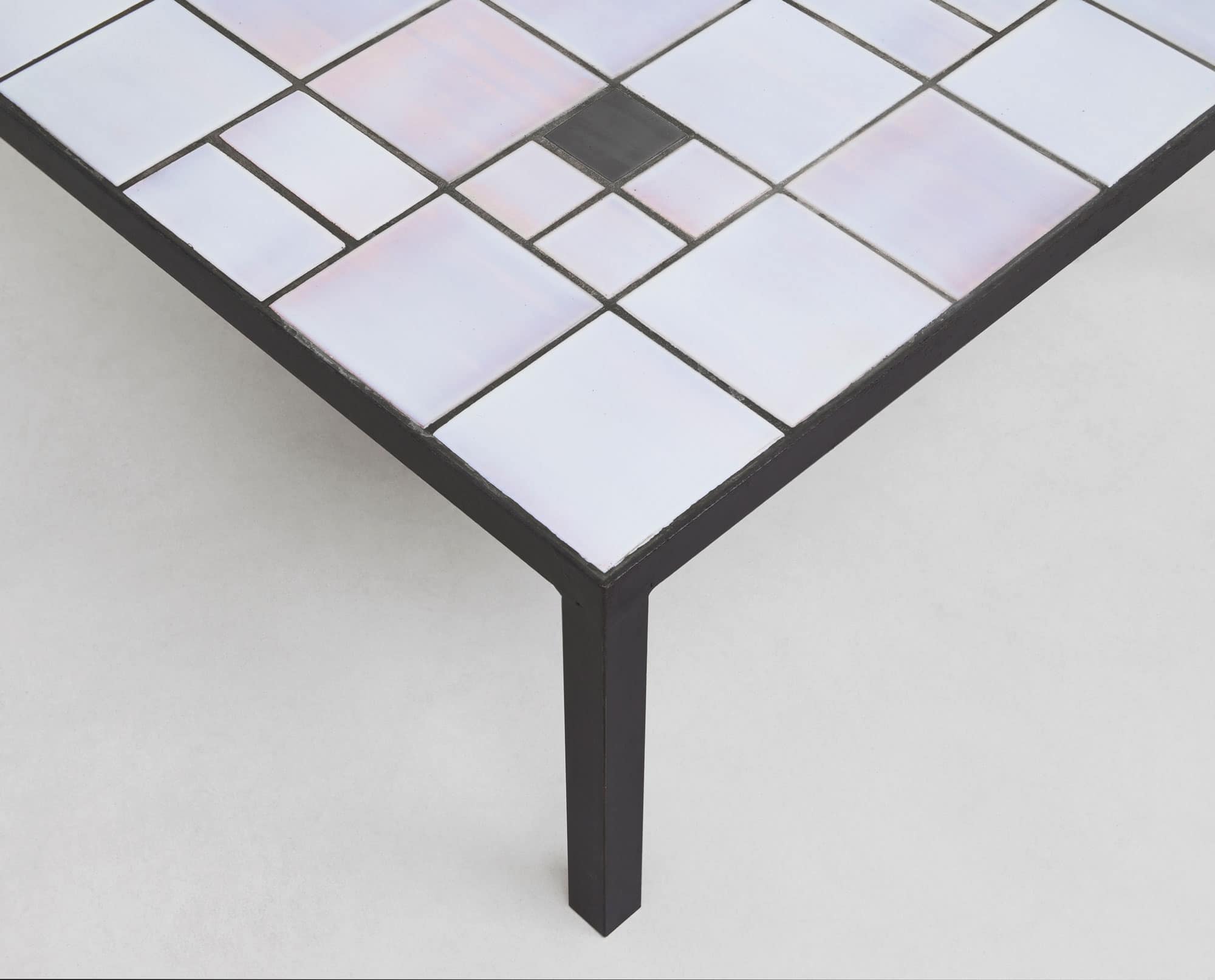 Georges Jouve, Coffee table, vue 01
