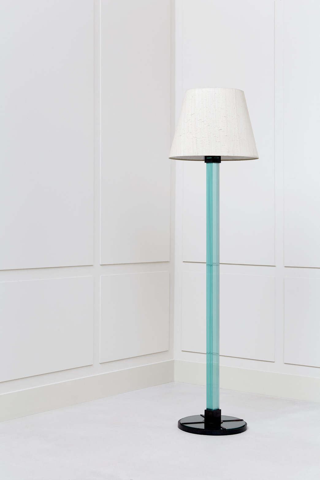 Jean-Michel Frank, Floor lamp, vue 01