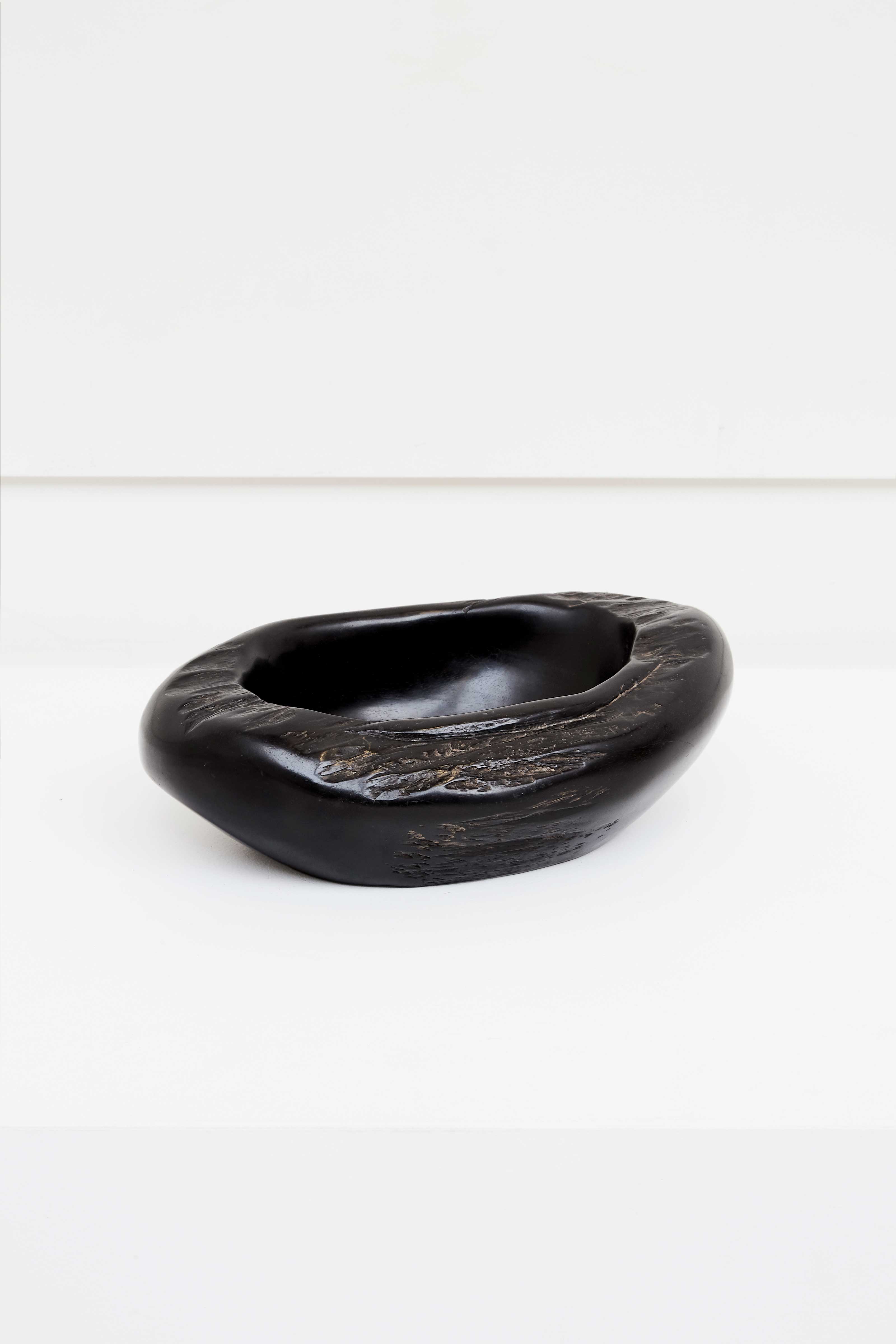 Alexandre Noll, Large ebony bowl, vue 01