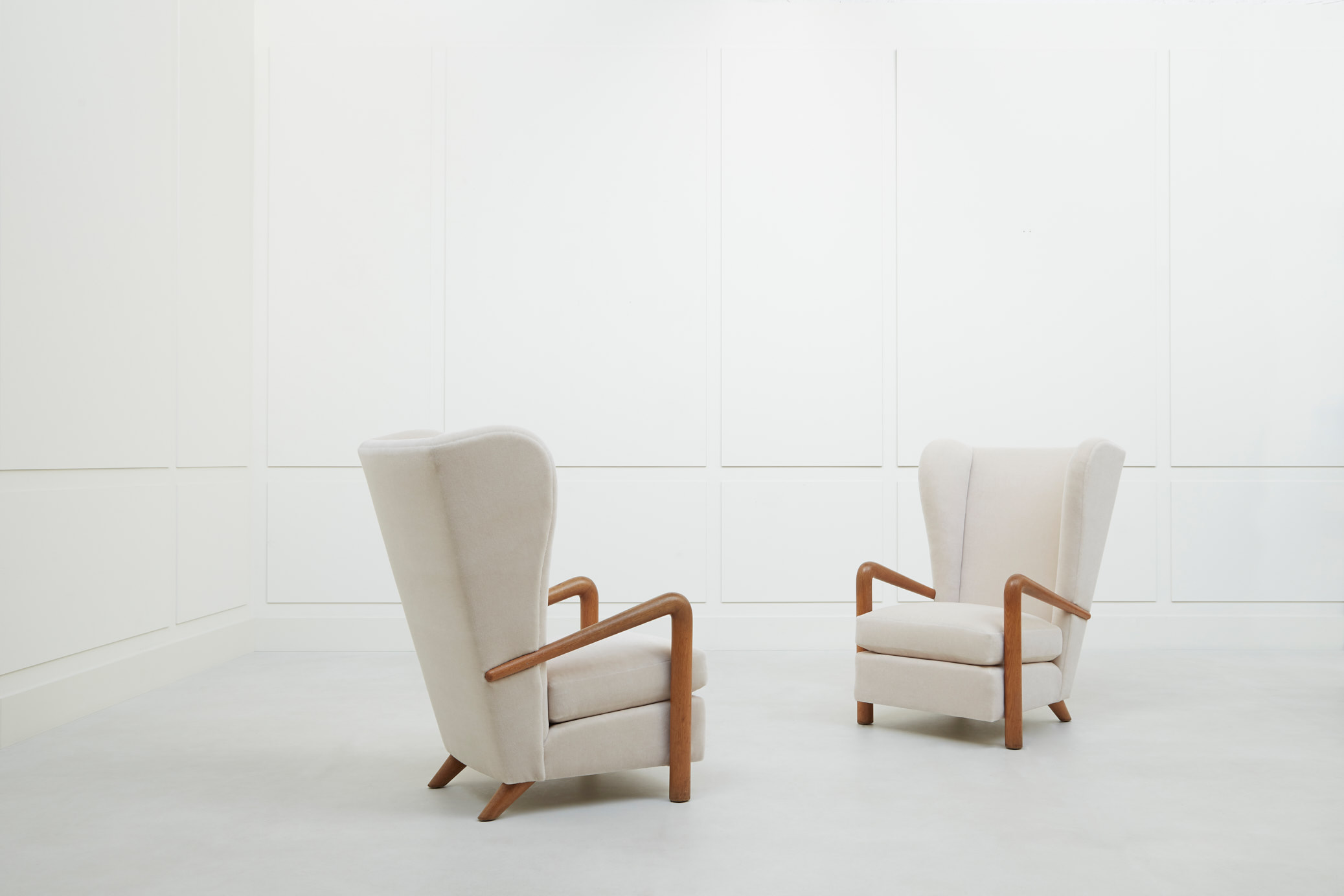 Jean Royère, Pair of armchairs, vue 01