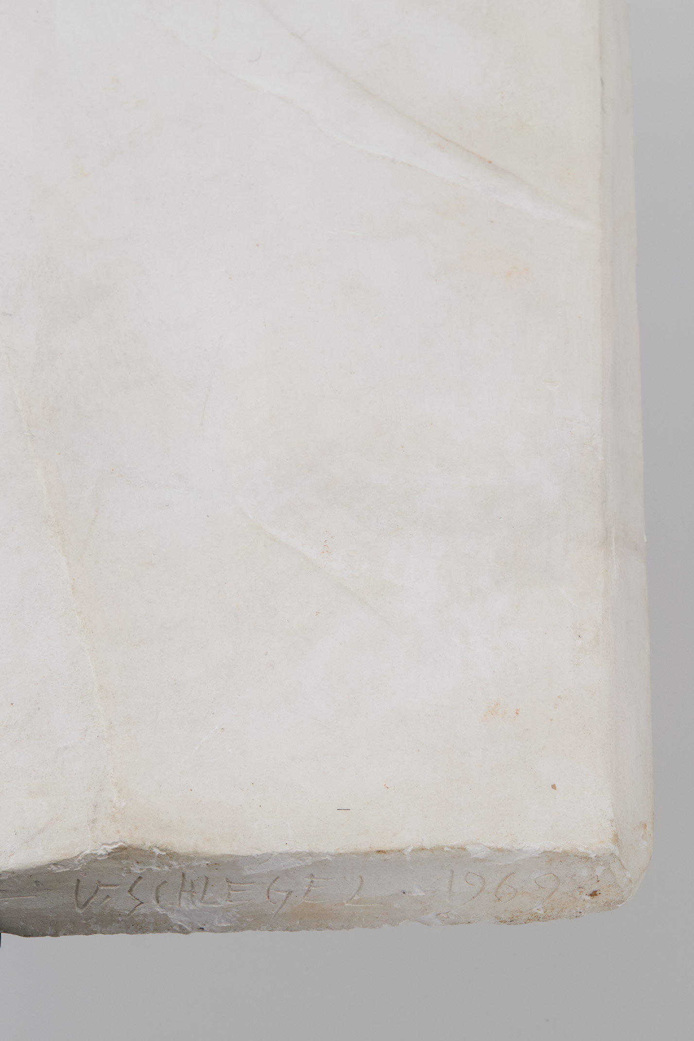 Valentine Schlegel, Low relief, vue 01