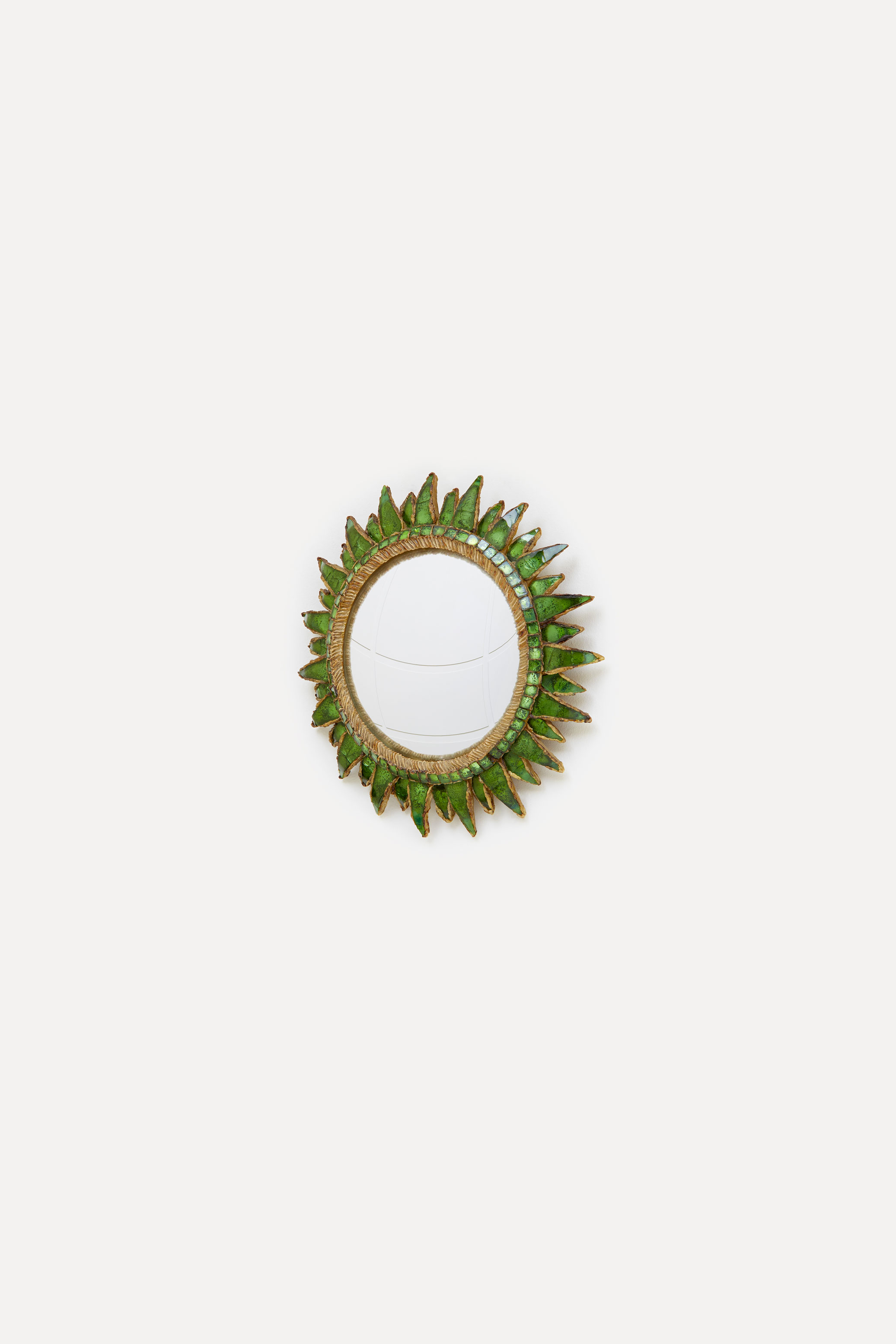 Line Vautrin, Miroir «Soleil à pointes n°2» vert, vue 01