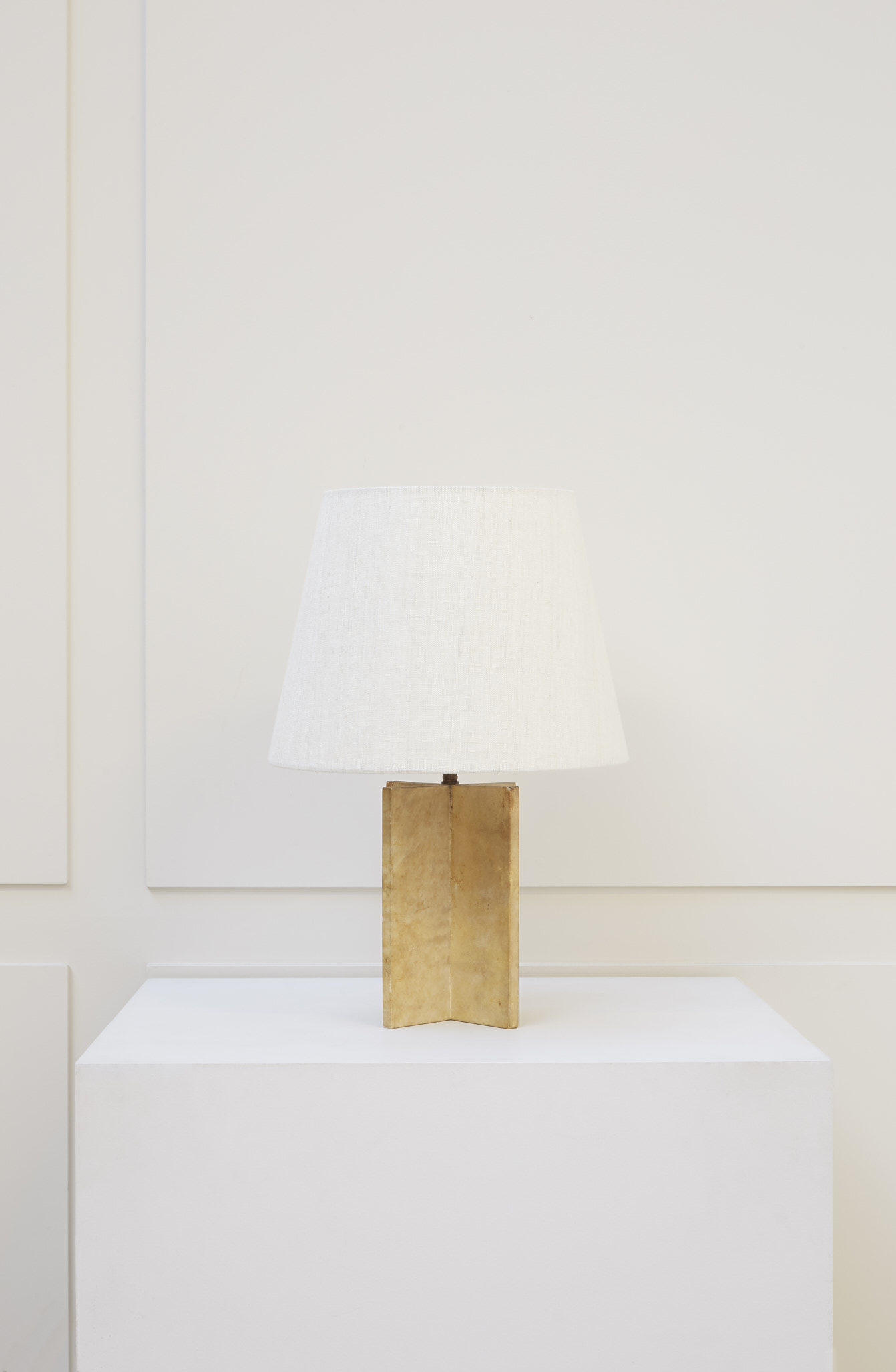 Jean-Michel Frank, “Croisillon” lamp, vue 01