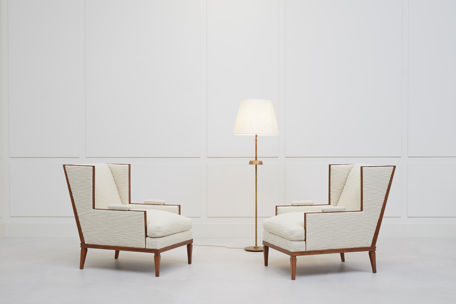 Marc Du Plantier, Paire de fauteuils, vue 01