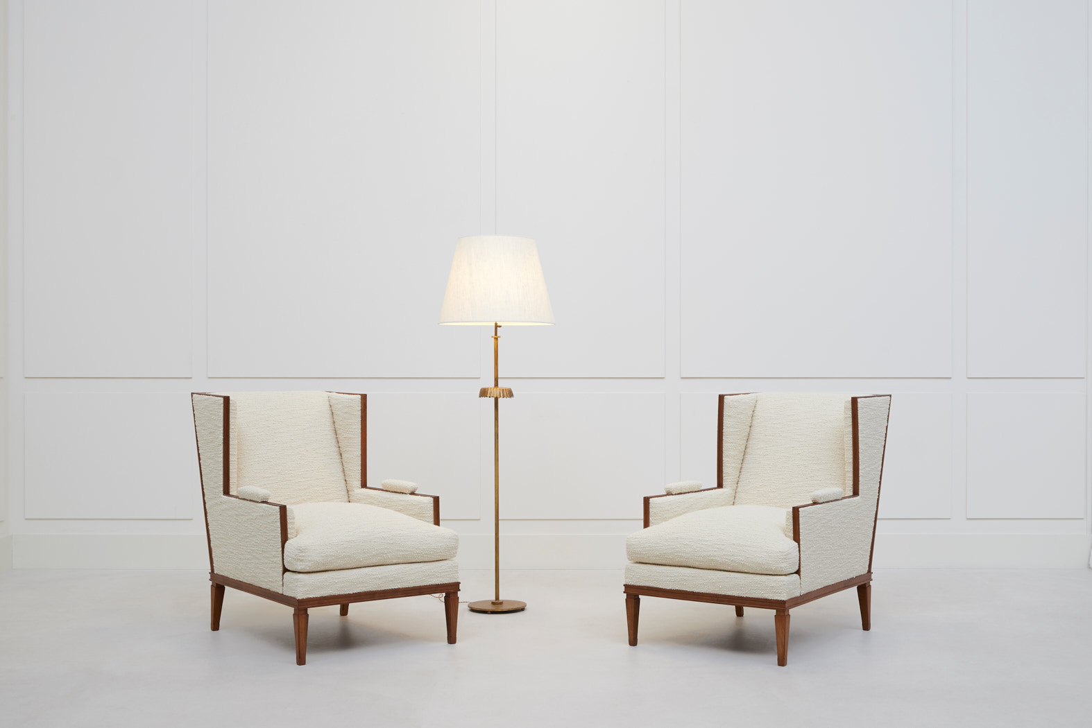 Marc Du Plantier, Paire de fauteuils, vue 01