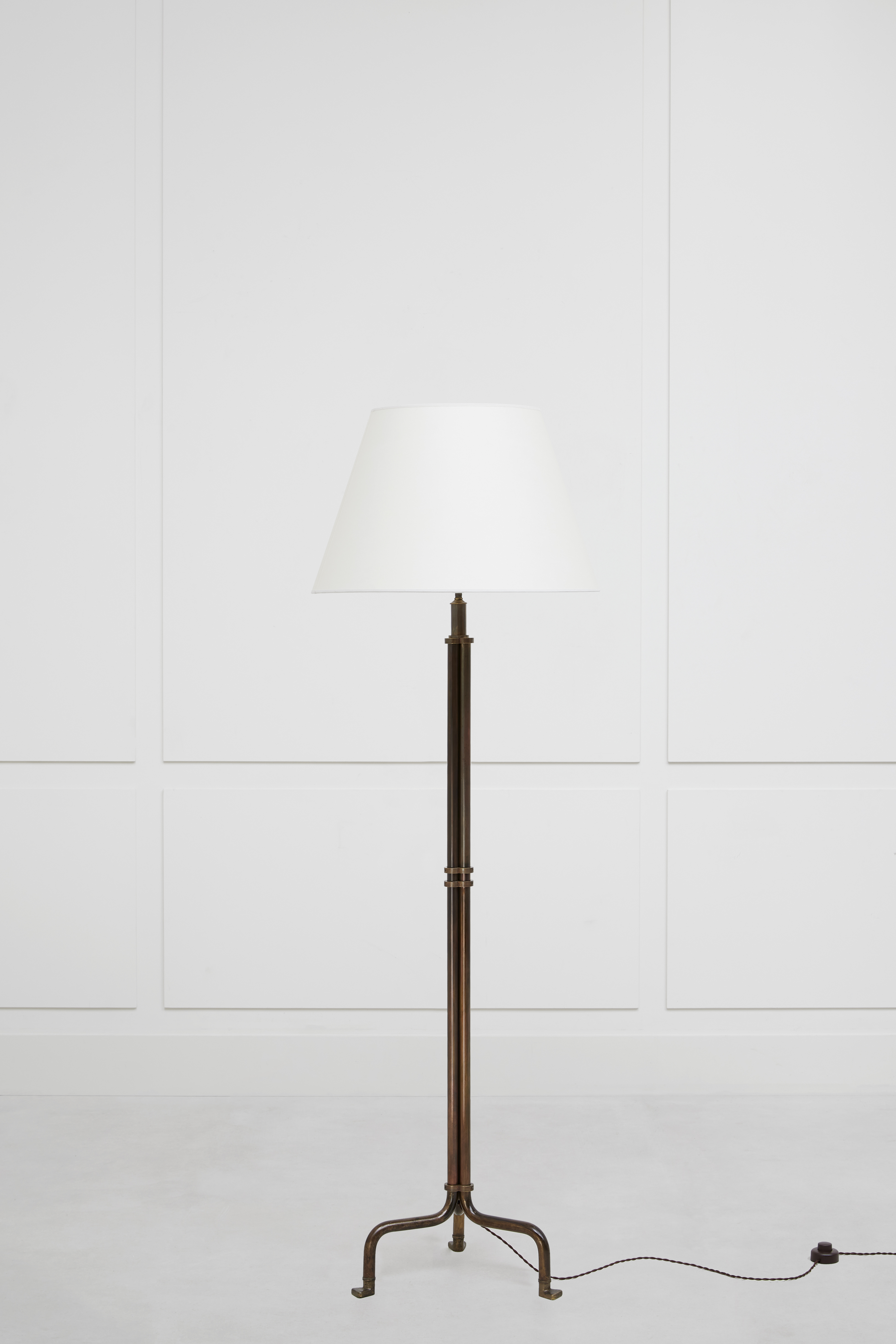 Jacques Quinet, Floor lamp, vue 01