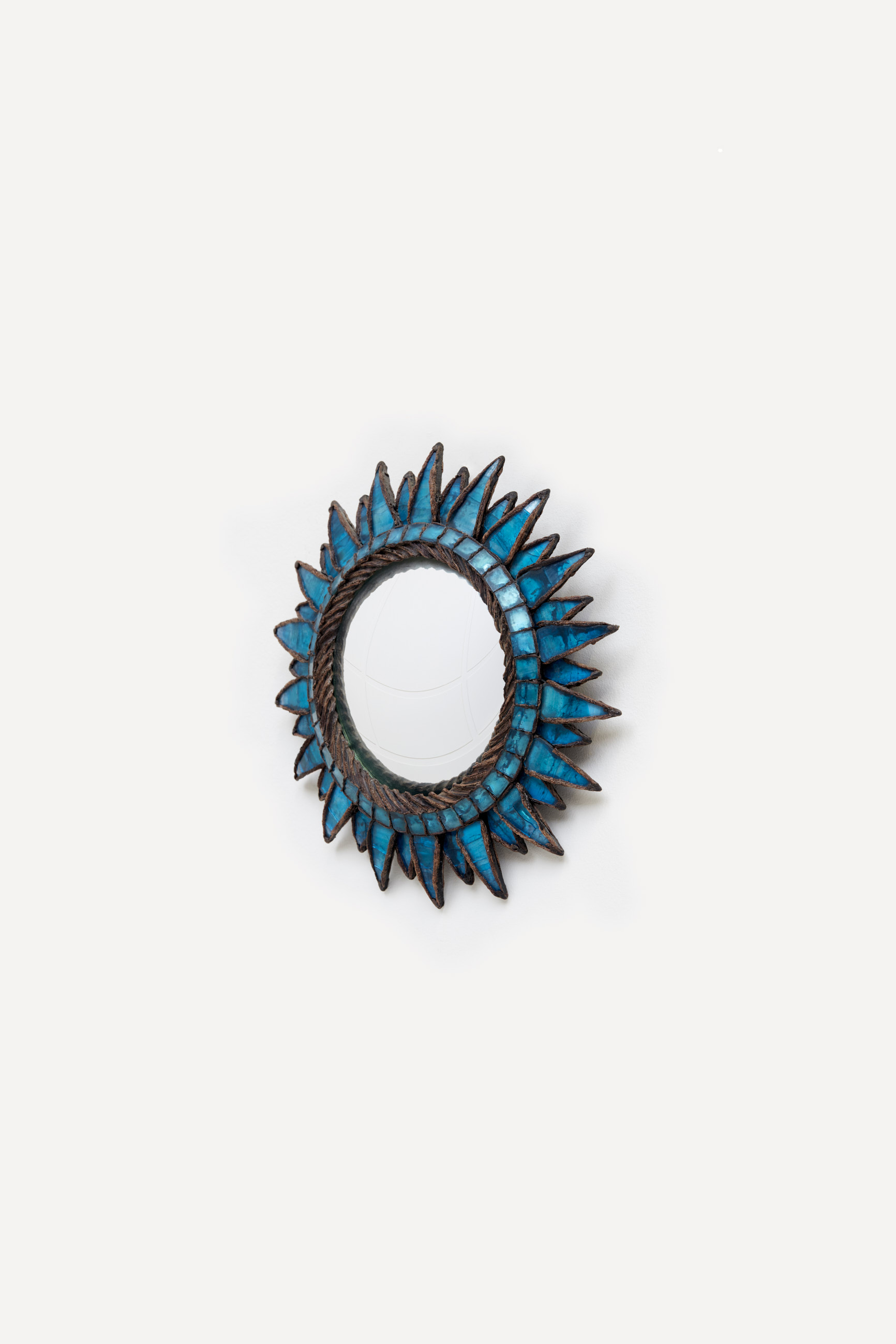 Line Vautrin, Miroir « Soleil à pointes n°1 » bleu, vue 01