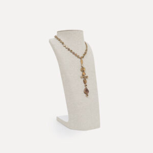 Collier en talosel brun de Line Vautrin