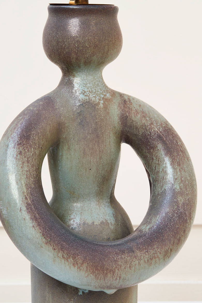 Atelier Madoura & Suzanne Ramié, lampe « Femme », vue 01