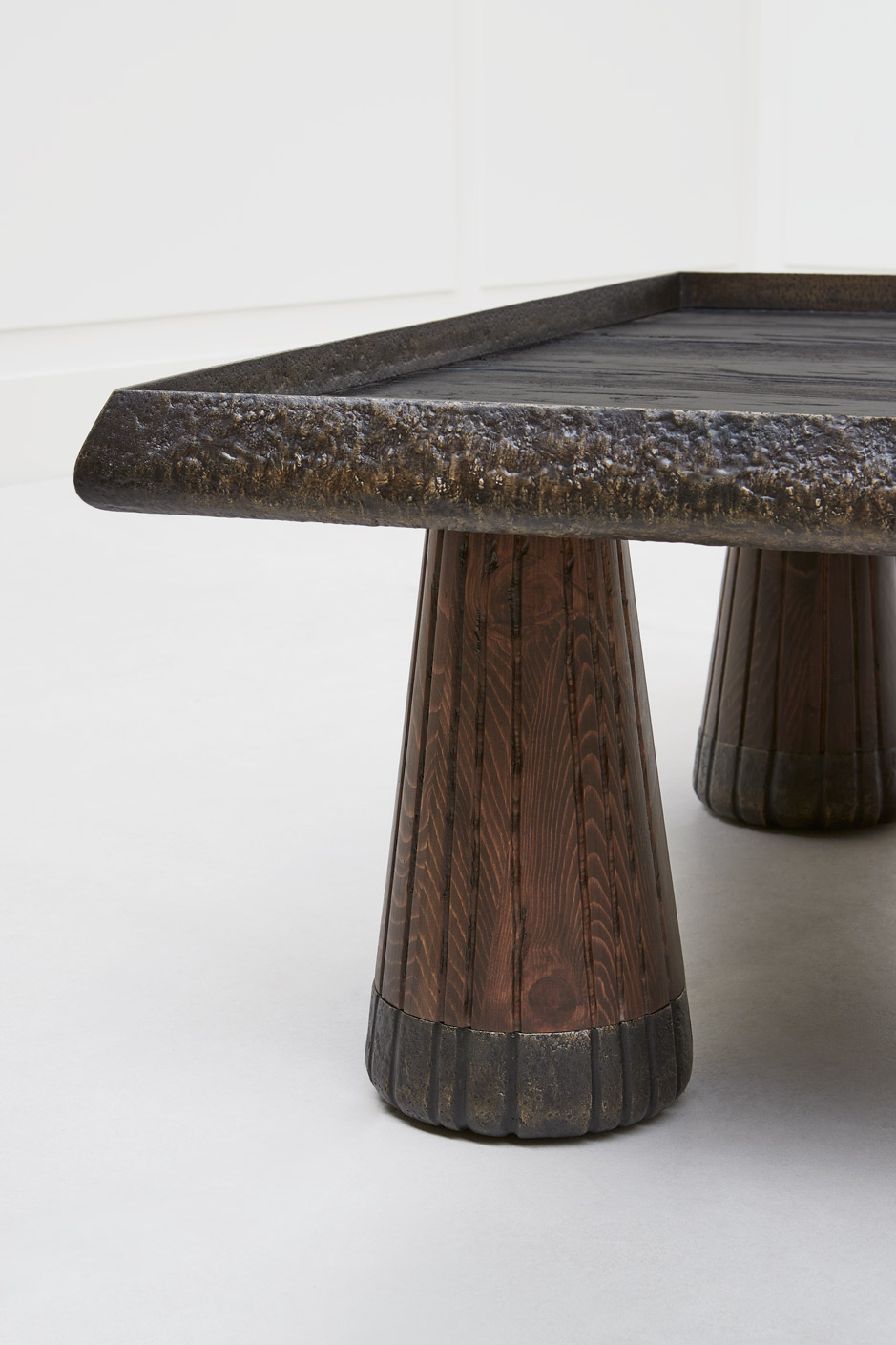 Aline Hazarian, table basse « Pan », vue 01