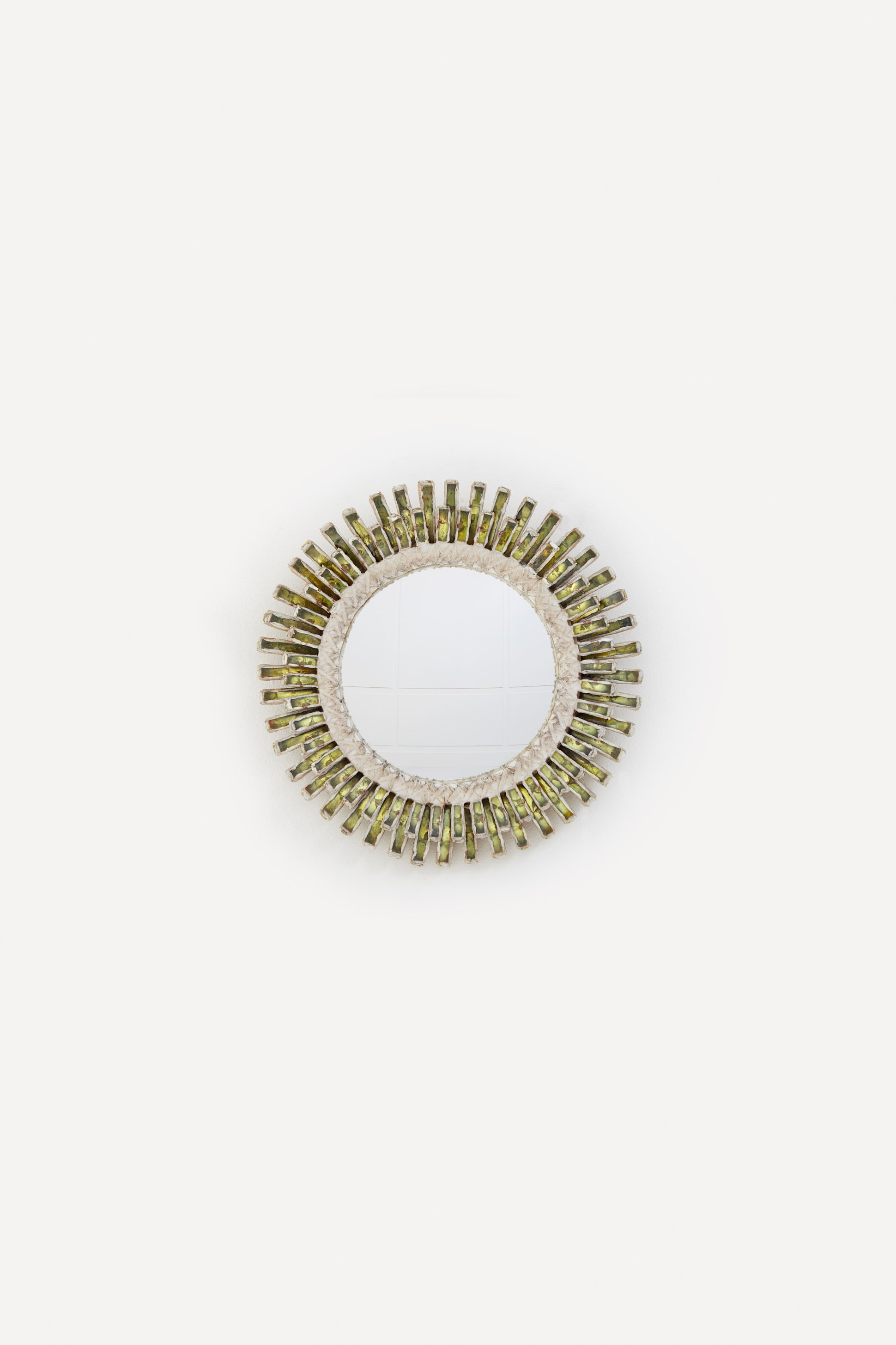 Line Vautrin, miroir « Gerbera » vert, vue 01