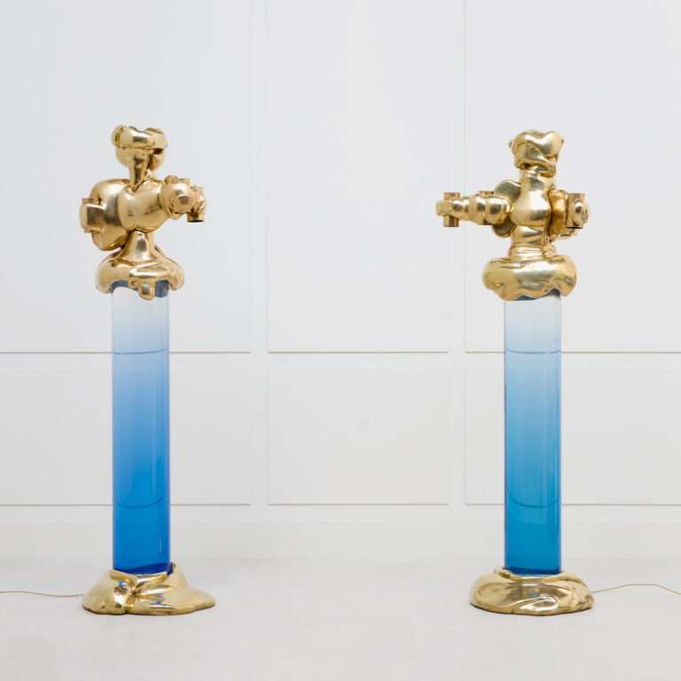 César and Jean-Claude Farhi, Pair of lighting columns