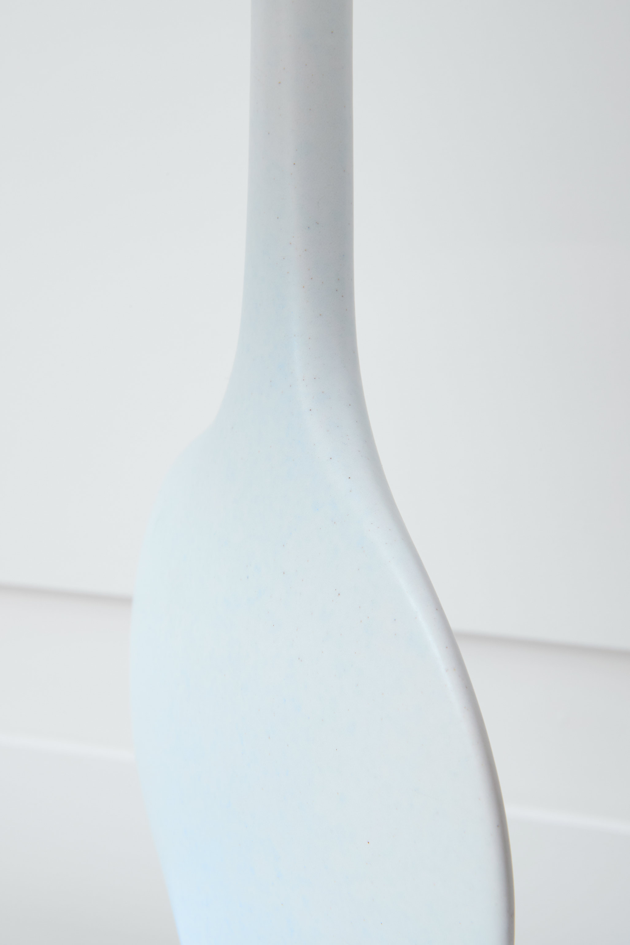 Denise Gatard, Lampe blanche, vue 01