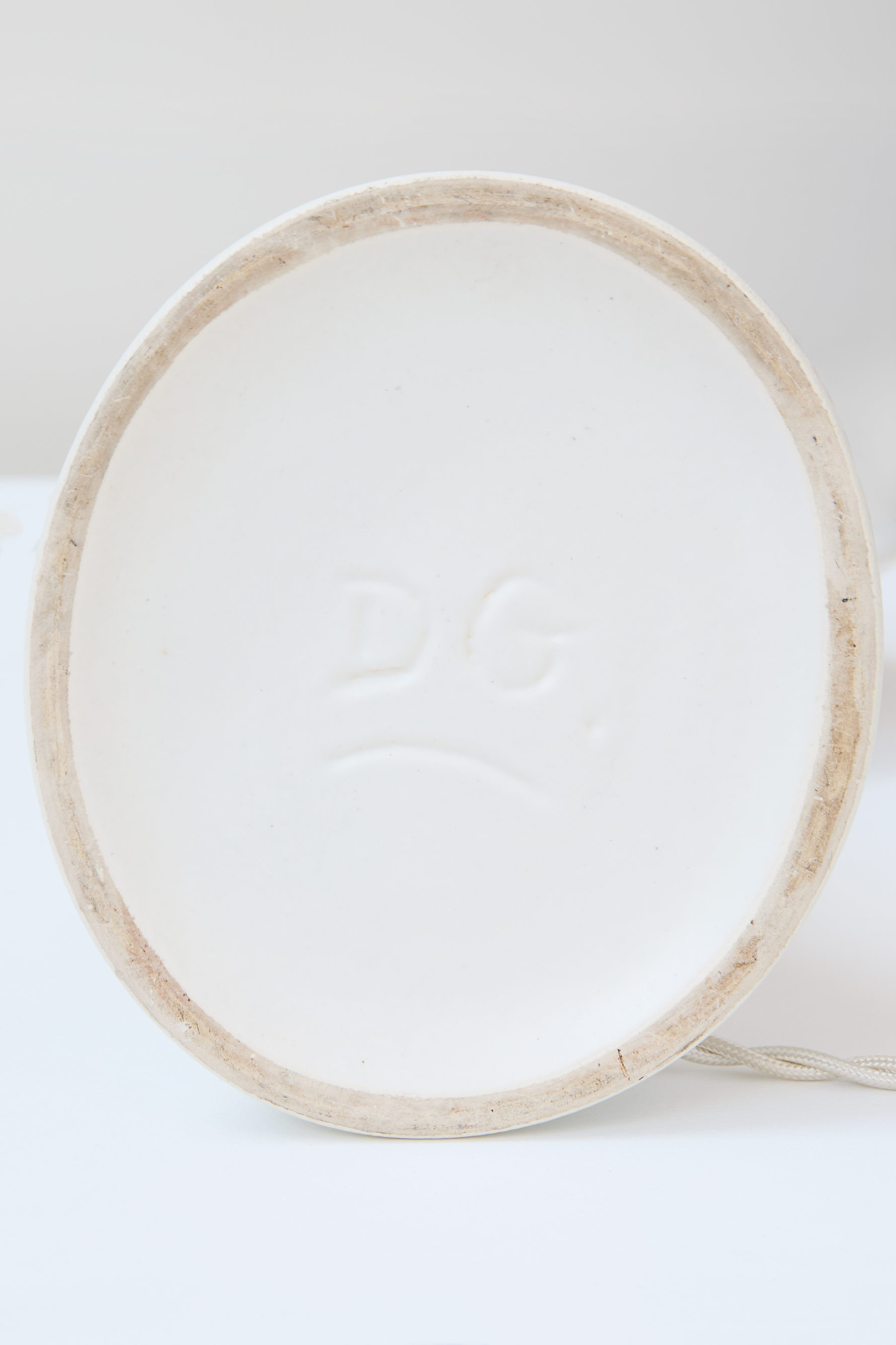 Denise Gatard, Lampe blanche, vue 01