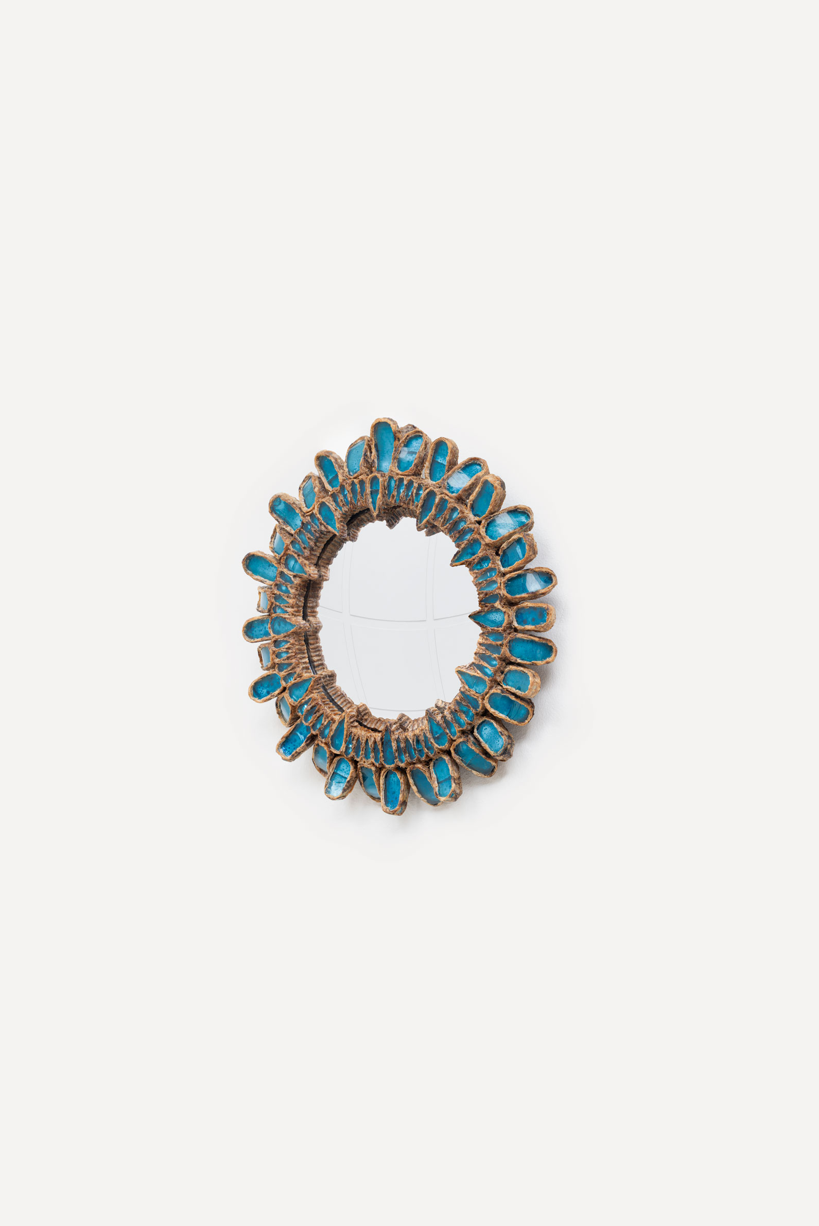 Line Vautrin, blue “Gribiche” mirror, vue 01