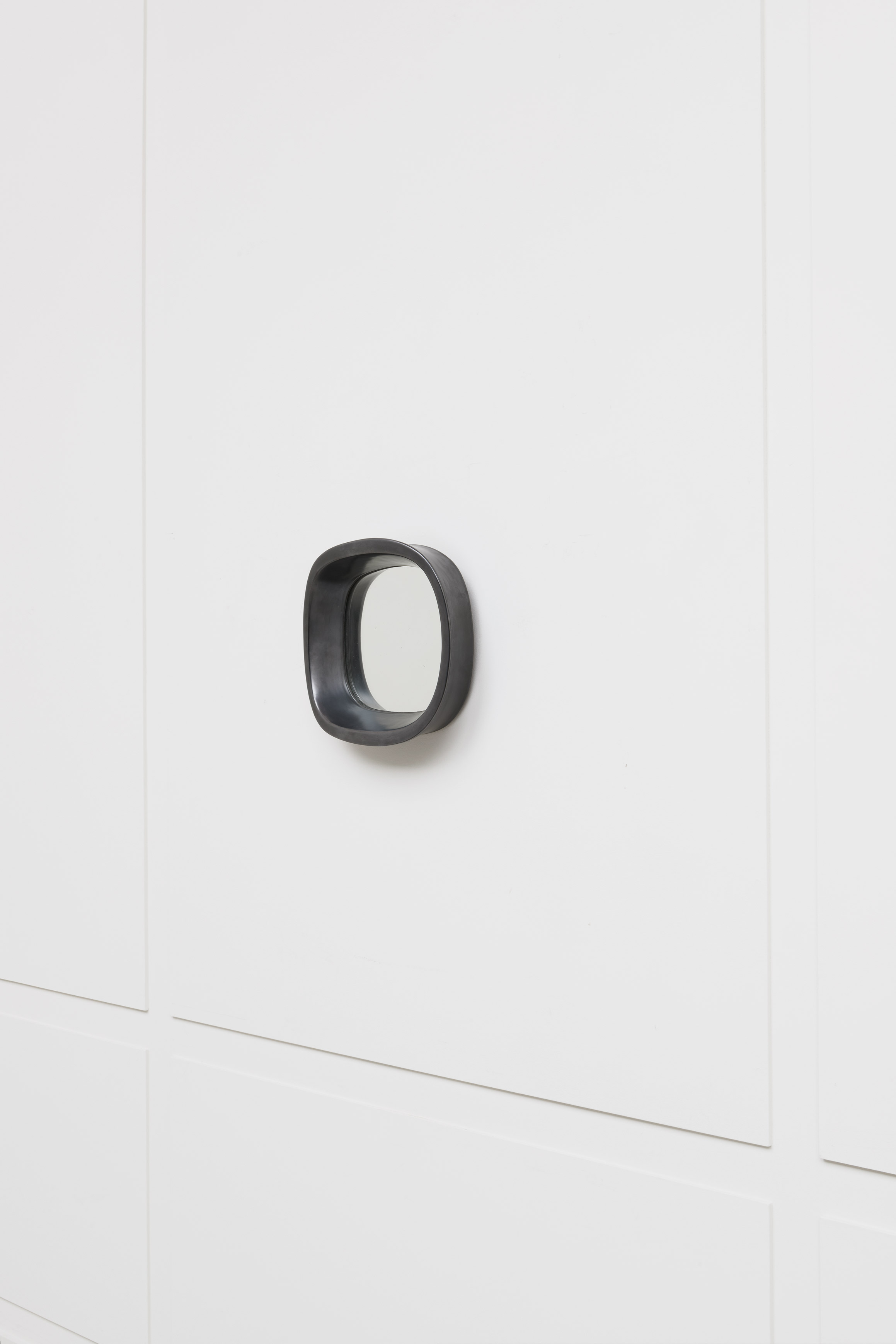 Georges Jouve, “Hublot” (porthole) mirror, vue 01
