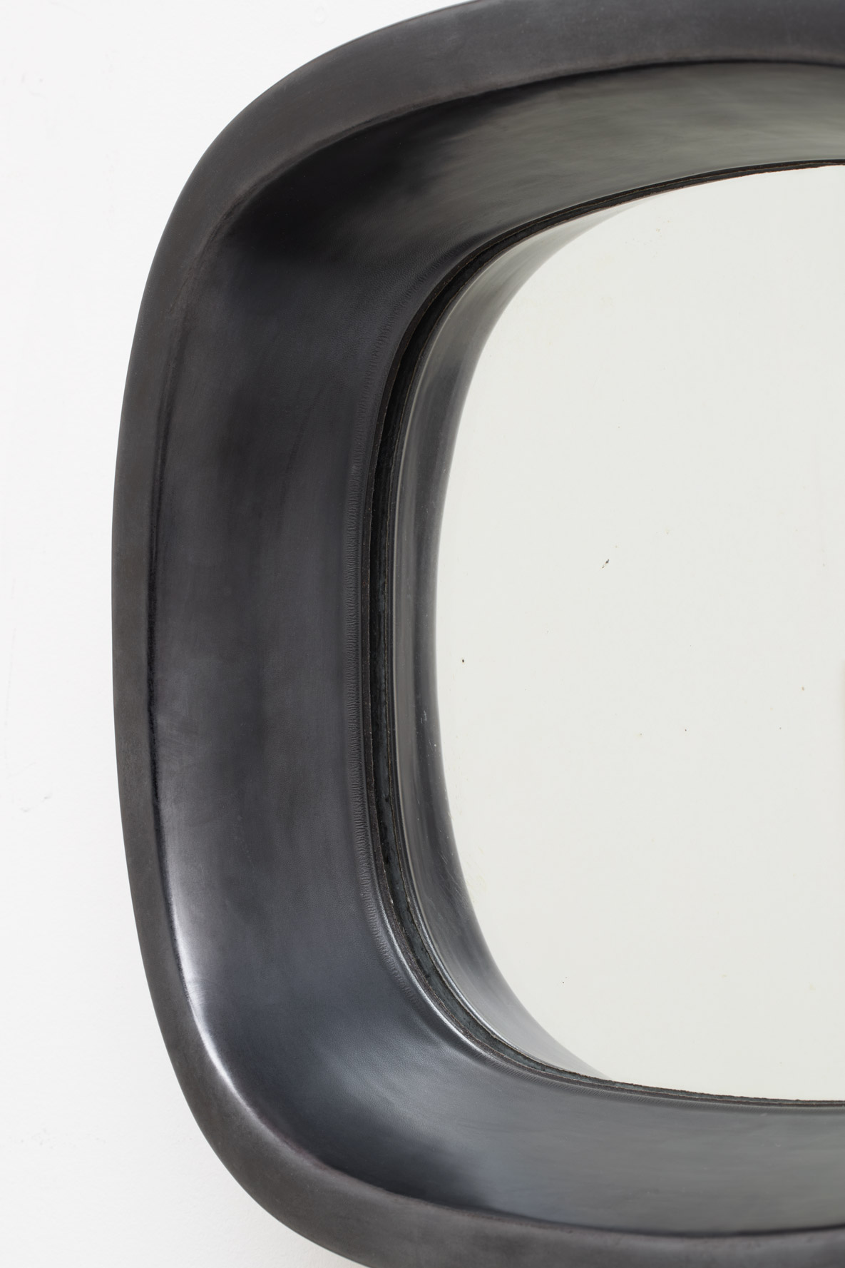 Georges Jouve, “Hublot” (porthole) mirror, vue 01