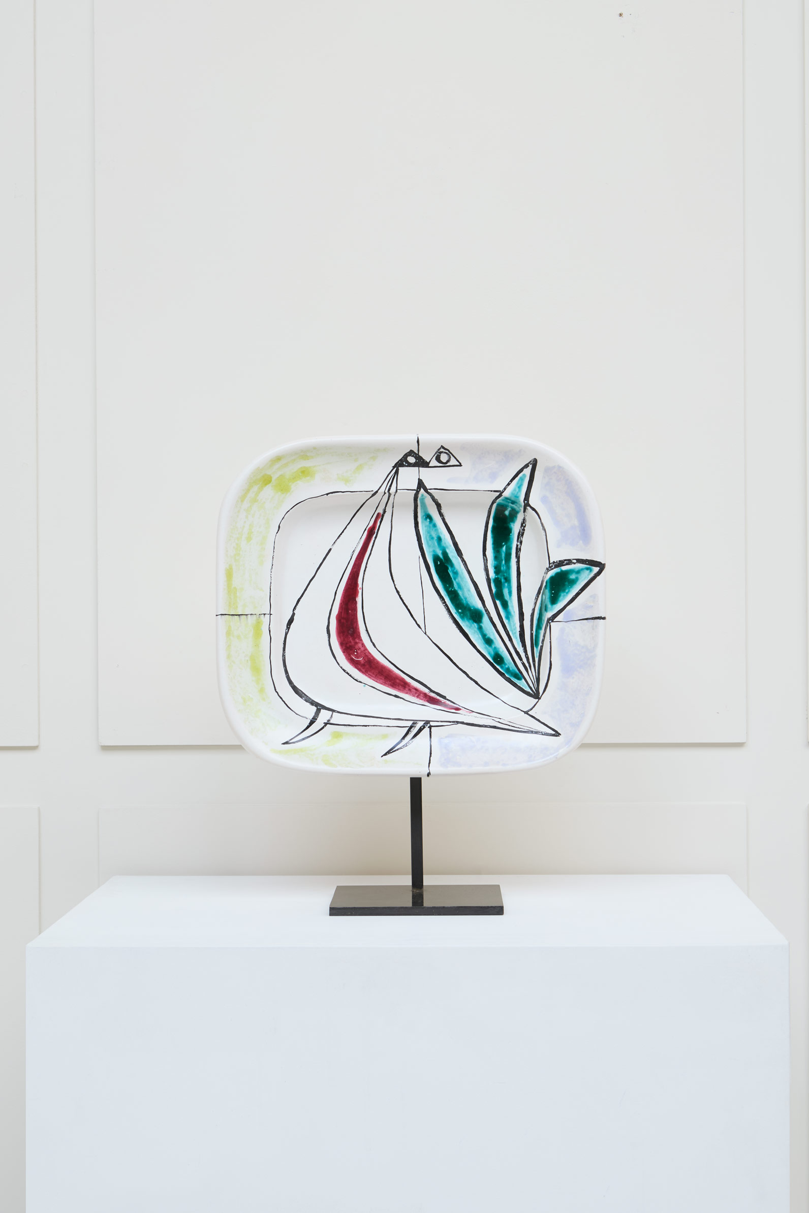 Georges Jouve, Plat en céramique émaillée blanche, vue 01