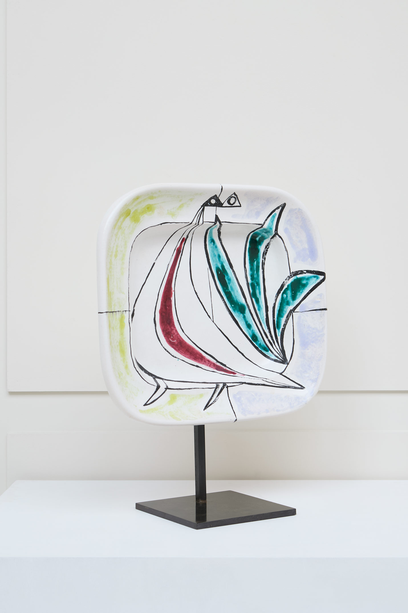 Georges Jouve, Plat en céramique émaillée blanche, vue 01