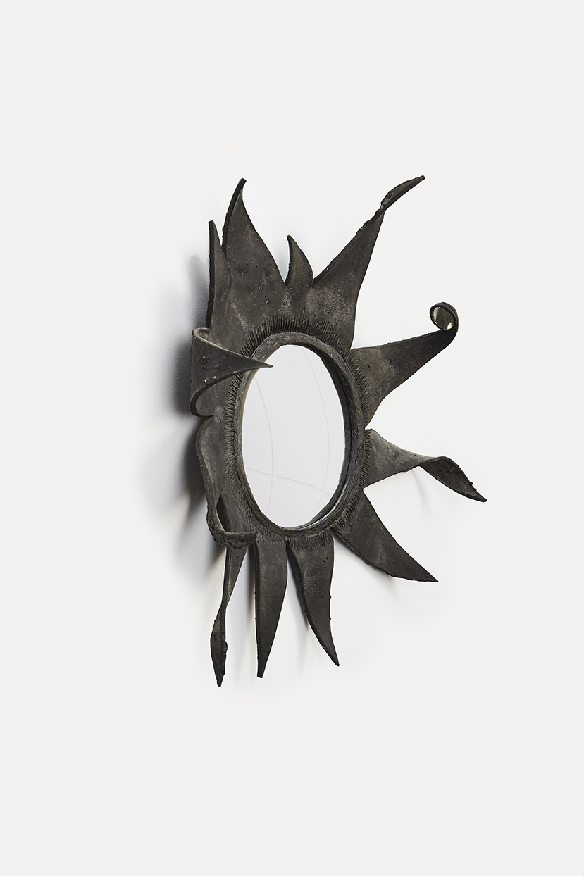 Line Vautrin, “Folie” mirror, vue 01