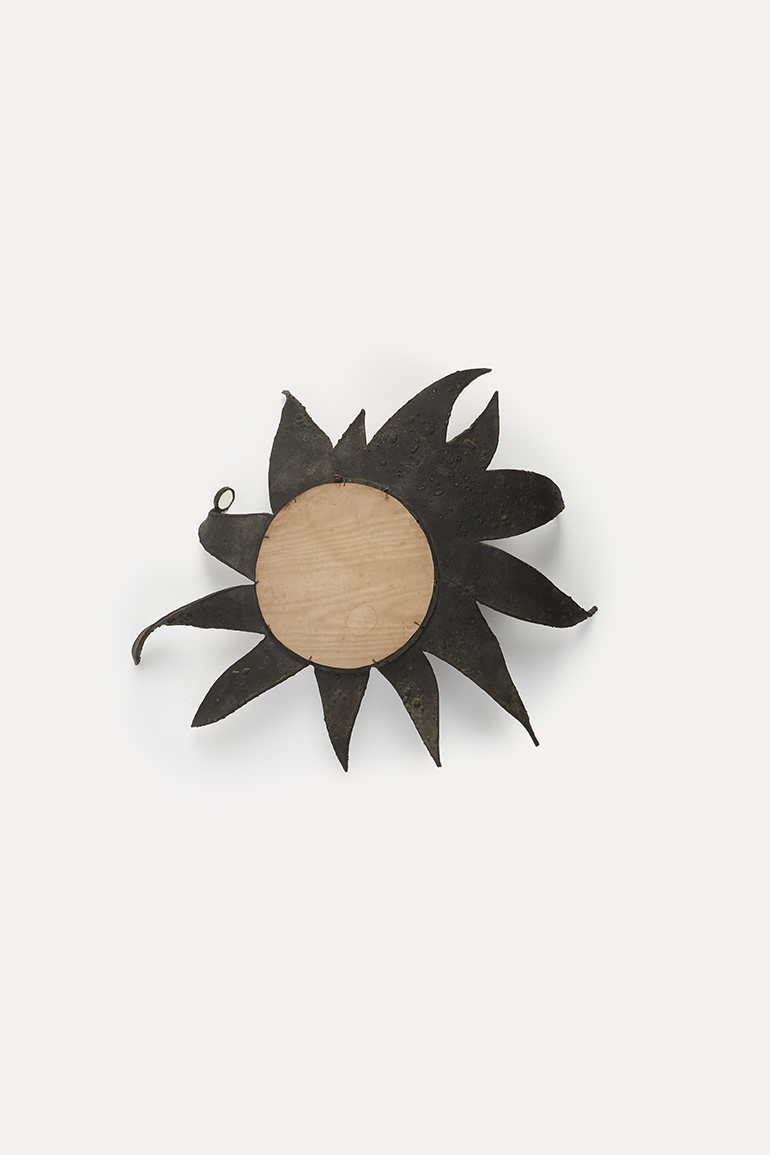 Line Vautrin, “Folie” mirror, vue 01