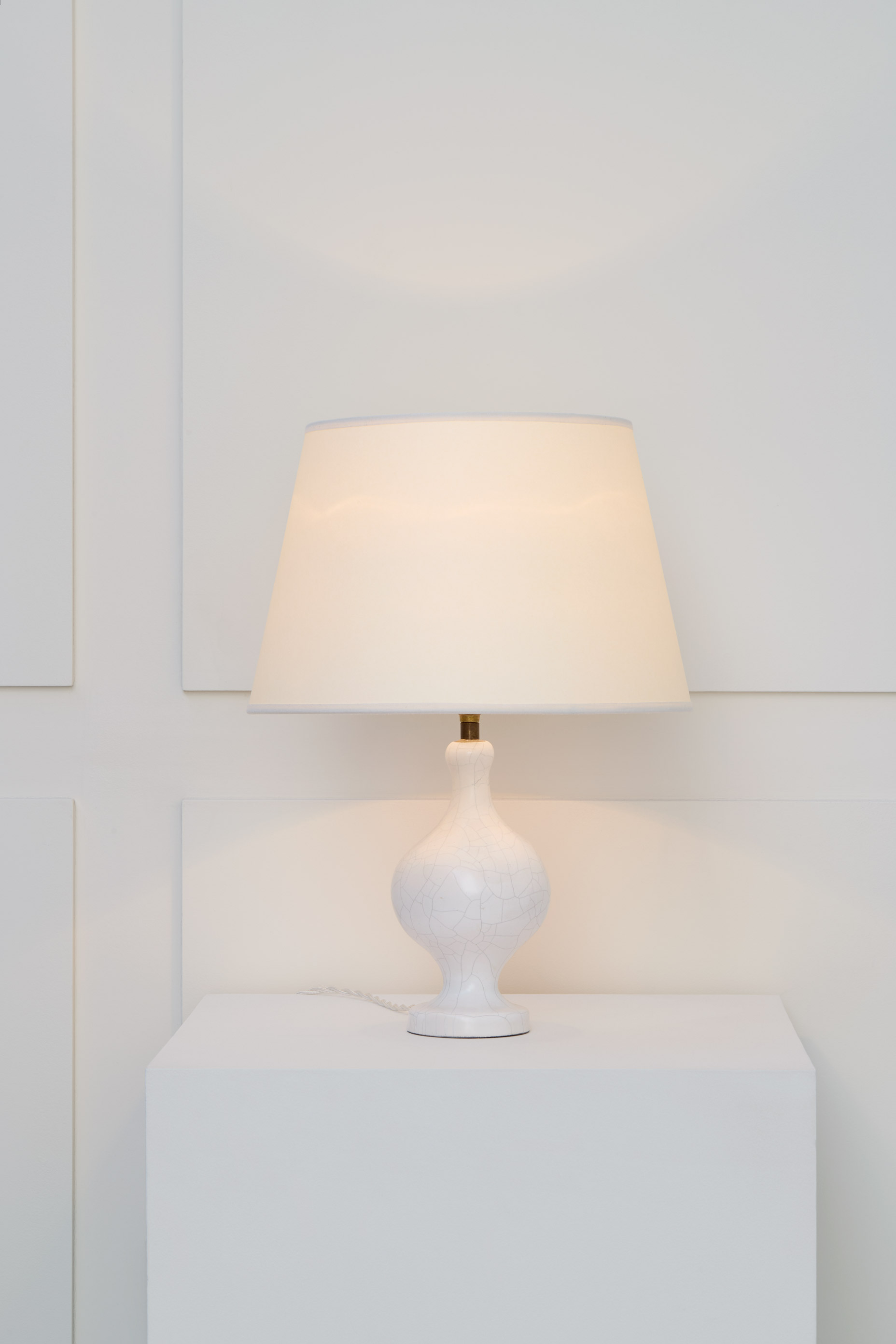 Georges Jouve, Lampe blanche, vue 01