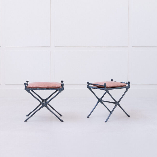 Bahman Dadkhah, Pair of stools