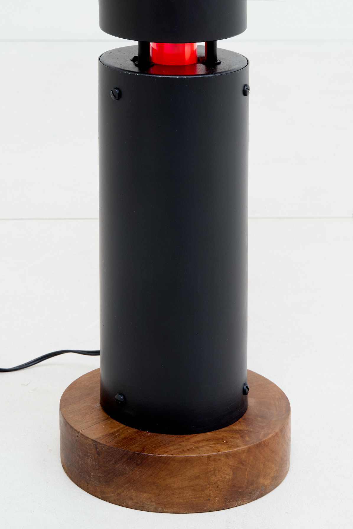 Serge Mouille, “Grand Totem” floor lamp, vue 01