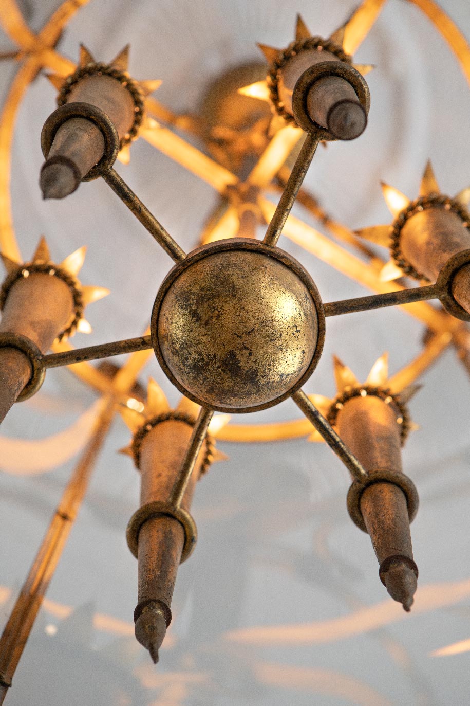 Gilbert Poillerat, Lantern, vue 01