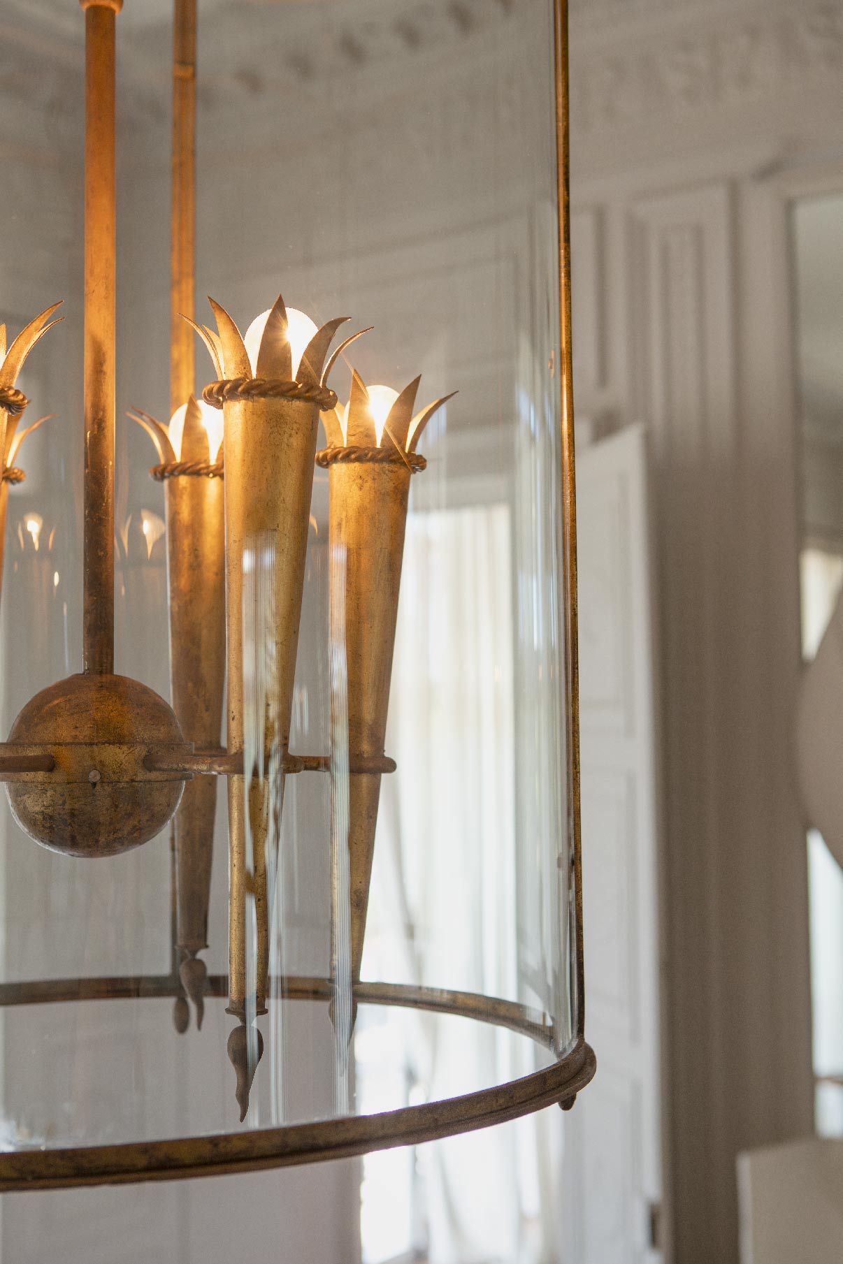 Gilbert Poillerat, Lantern, vue 01