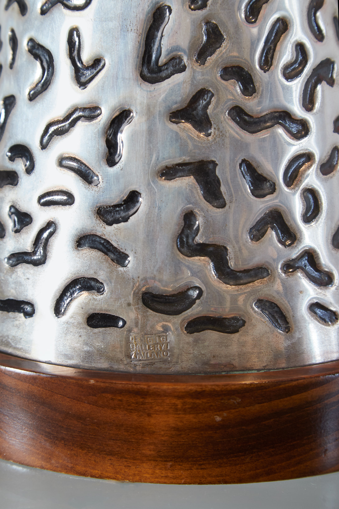 Ettore Sottsass, “German Silver” vase, vue 01