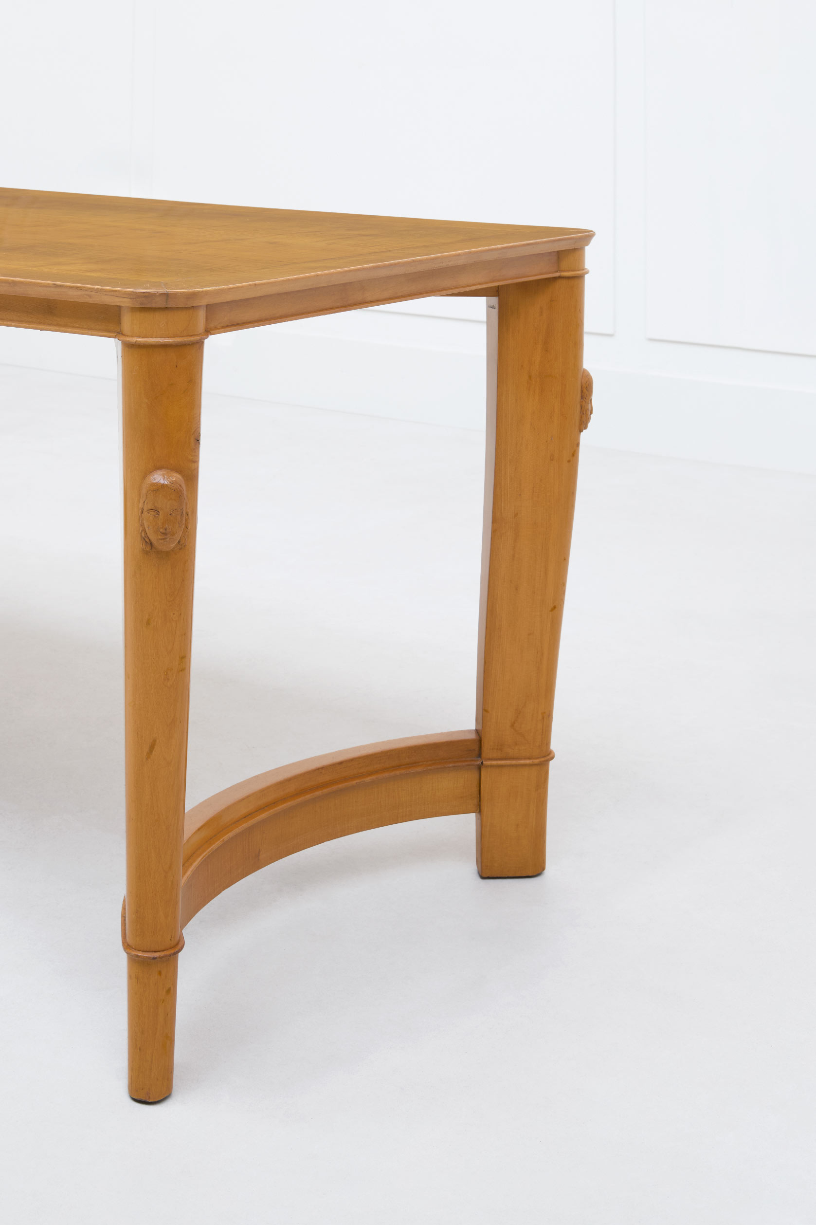 André Arbus & Vadim Androusov, Table, vue 01