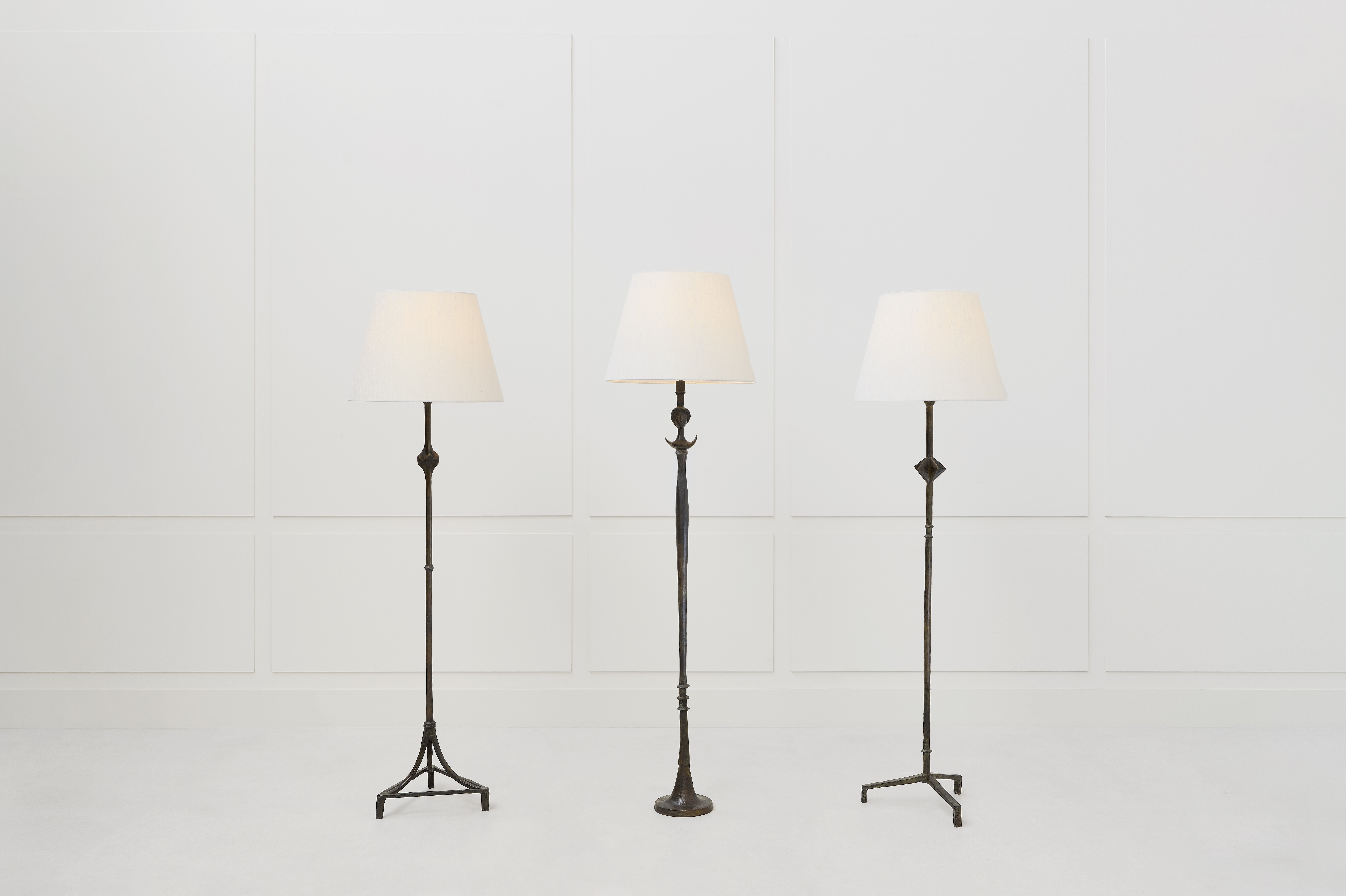 Alberto Giacometti, Lampadaire « Osselet », vue 01