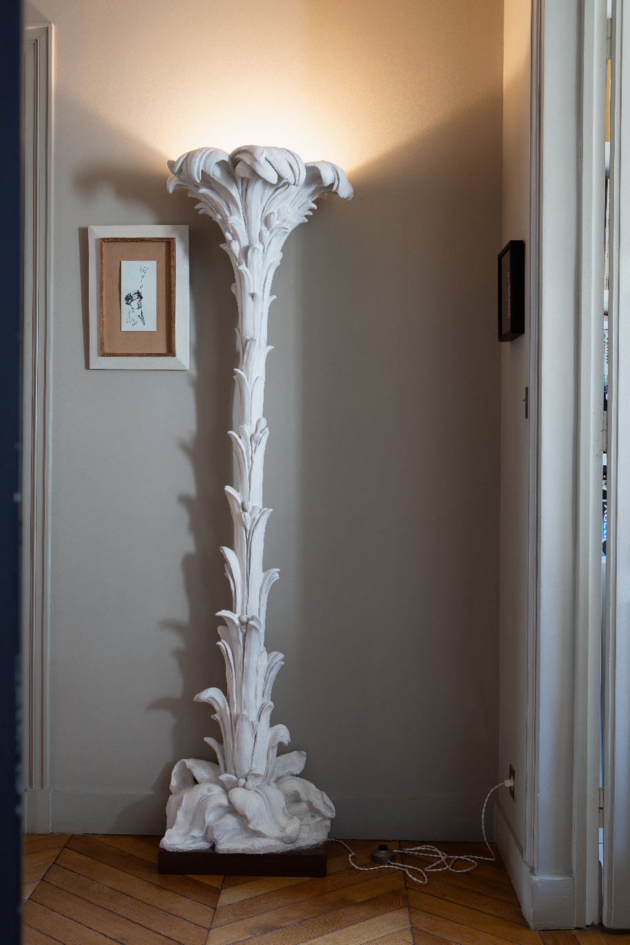 Serge Roche, Lampadaire mural « Palmier », vue 01