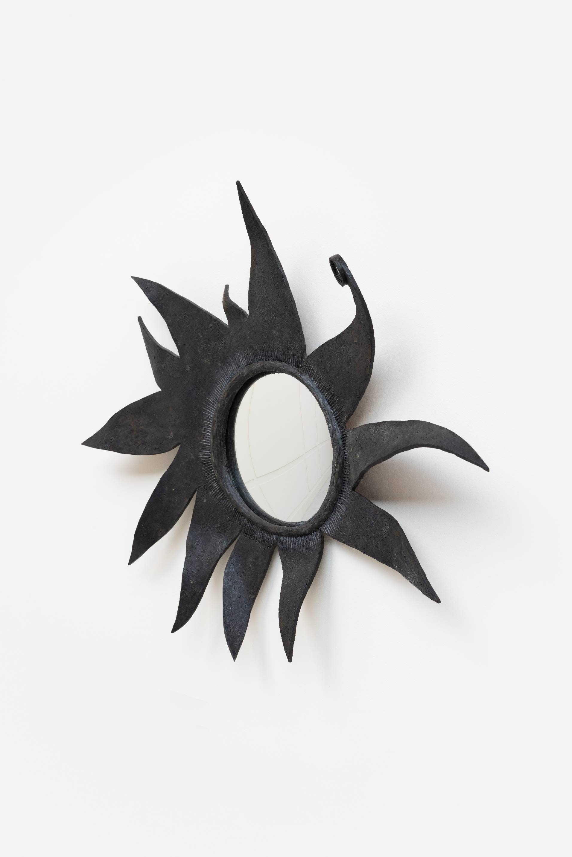 Line Vautrin, Miroir « Folie » ou « Le Soleil a rendez-vous avec la Lune », vue 01