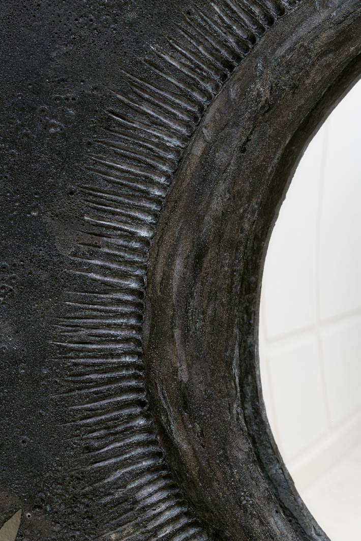 Line Vautrin, Miroir « Folie » ou « Le Soleil a rendez-vous avec la Lune », vue 01
