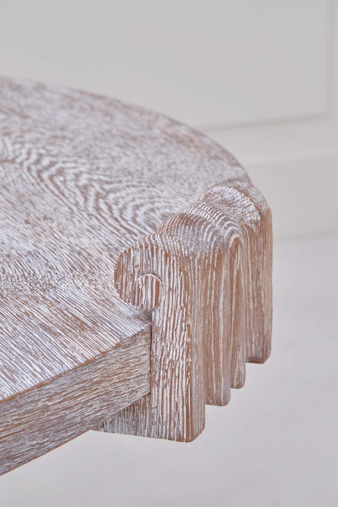 Jean-Charles Moreux & Bolette Natanson, Pedestal table big model, vue 01