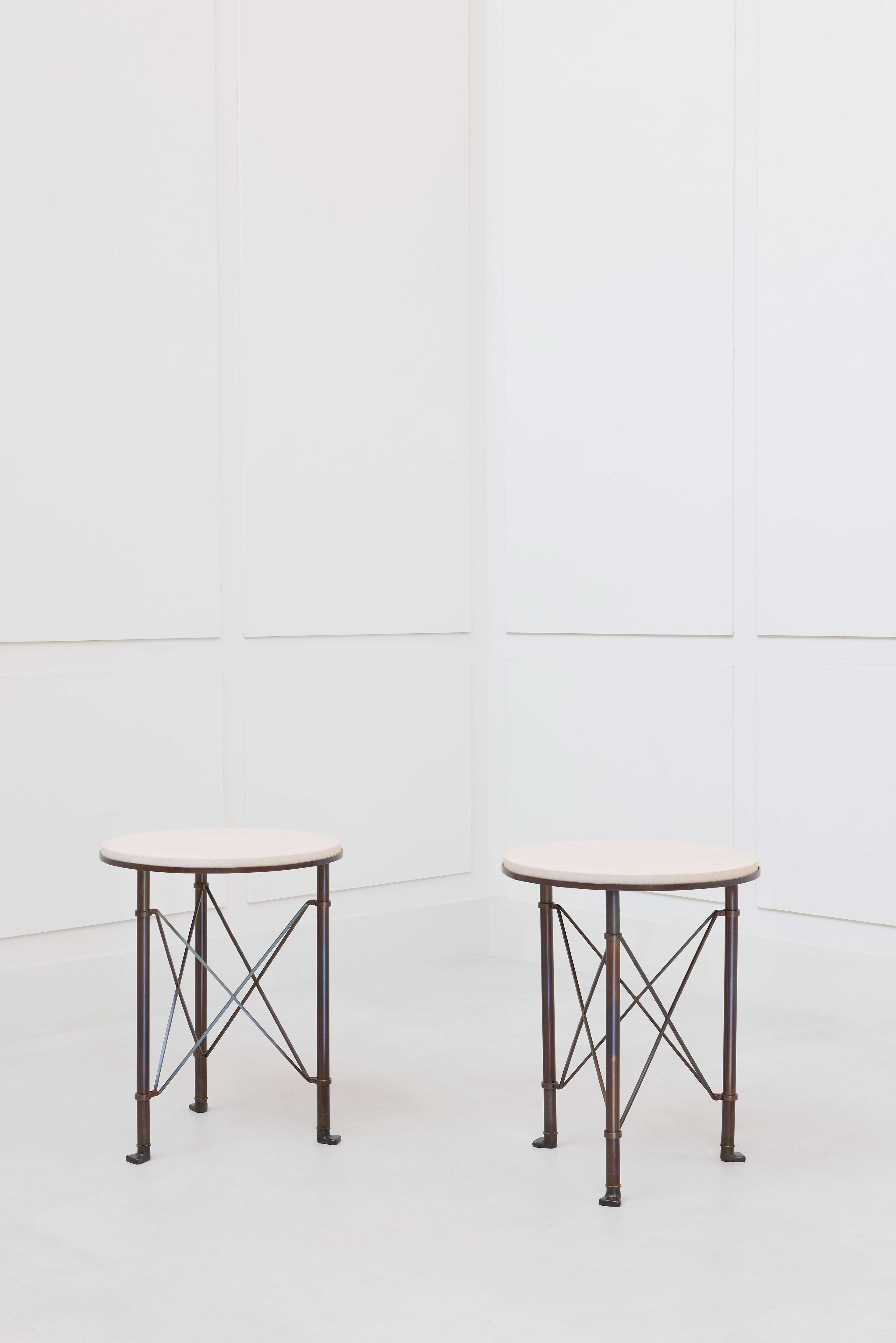 Jacques Quinet, Pair of side tables, vue 01